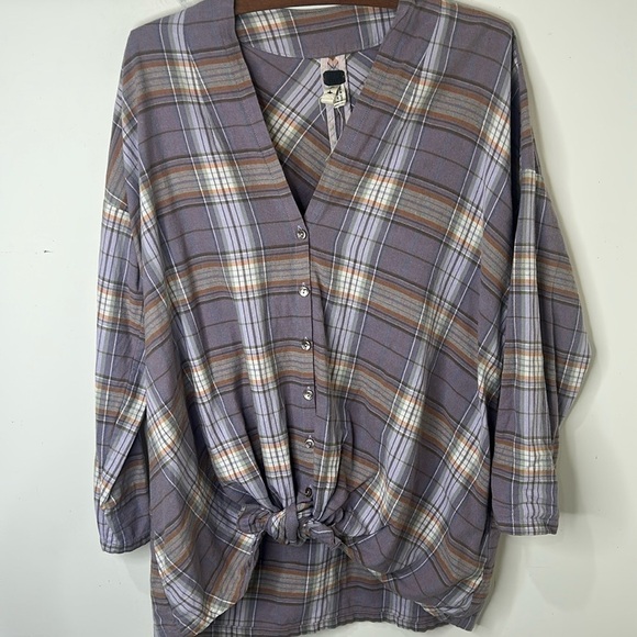 WE THE FREE Lilac Oversized Plaid Tie Front Button Down Flannel Size Small - Picture 15 of 16